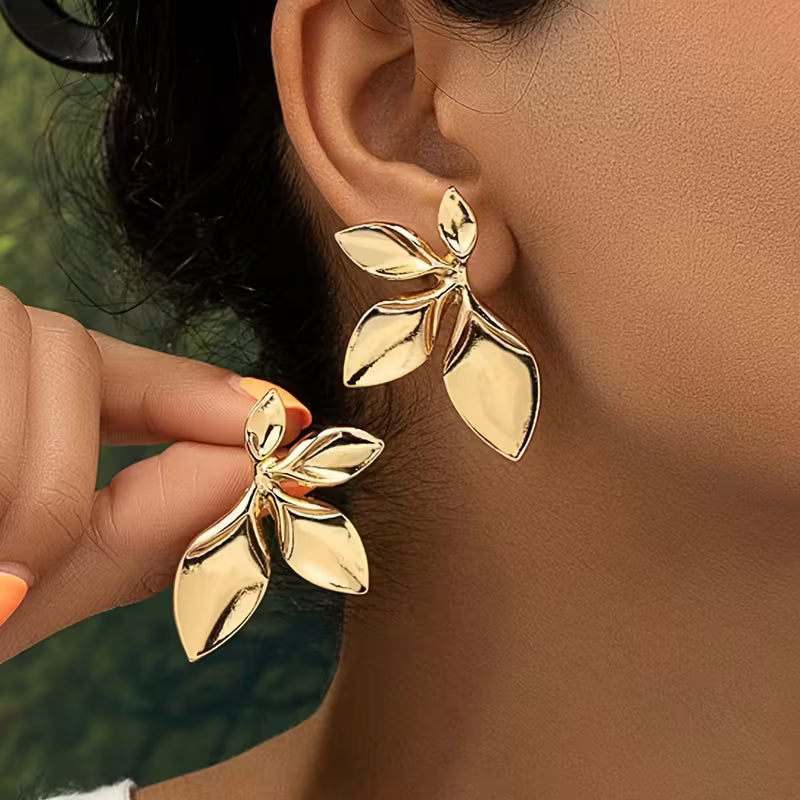 Elegant Golden-Tone Floral Dangle Earrings