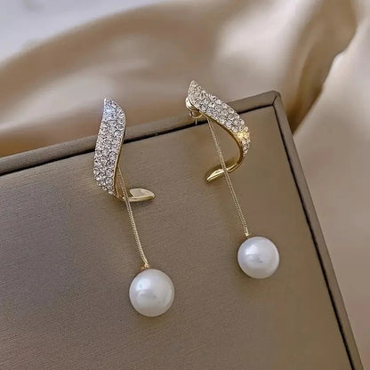 1 Pair Women'S Elegant Hanging Earrings.