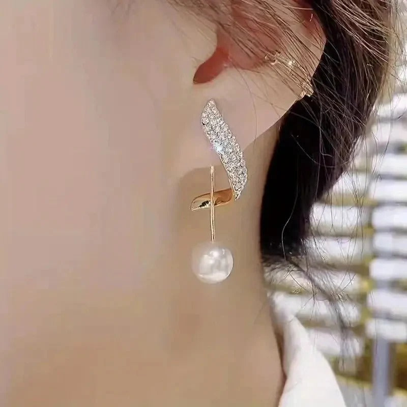 1 Pair Women'S Elegant Hanging Earrings.