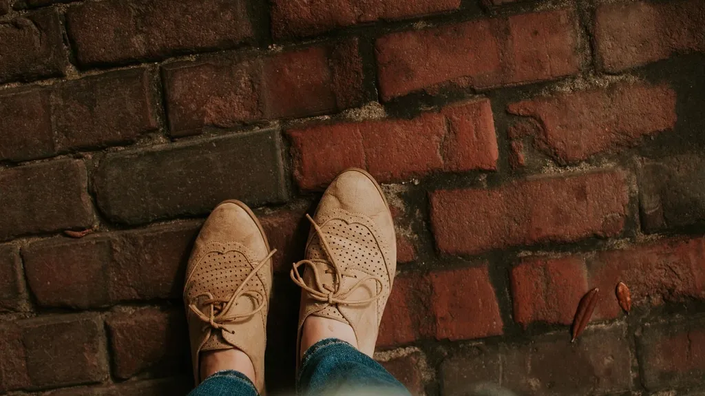 Remove the laces